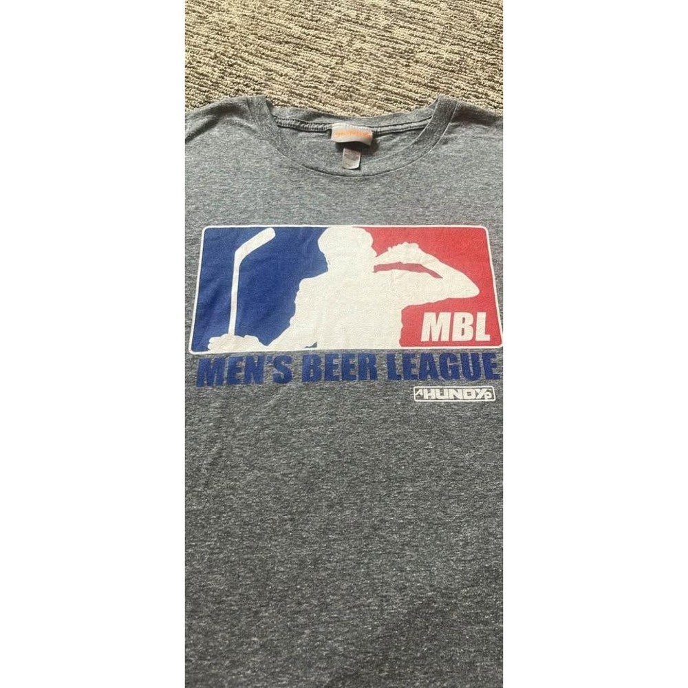 Beer League MBL Hockey Parody Graphic T-Shirt Gray Short Sleeve Size: XL (38)